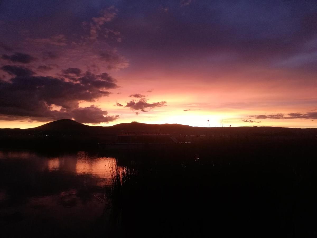 Ecoturismo, Los Uros Puno Extérieur photo